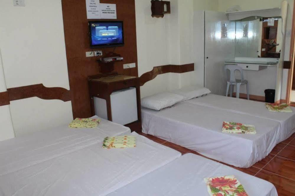 Golden Stallion Suites คากายันเดโอโร ภายนอก รูปภาพ